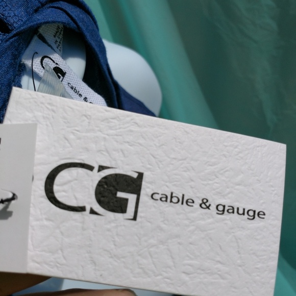 NWT Cable and Gauge Women's Sized Medium Blue Top - Picture 4 of 6